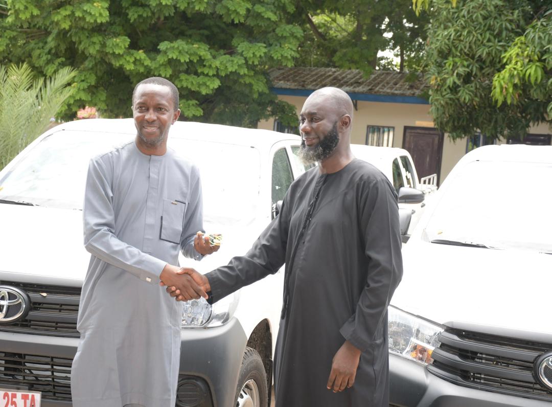 GIRAV Project Coordinator Mr Mamour M. Jagne officially handing over the vehicles to NAWEC Deputy Managing Director Mr Momodou Sompo Ceesay